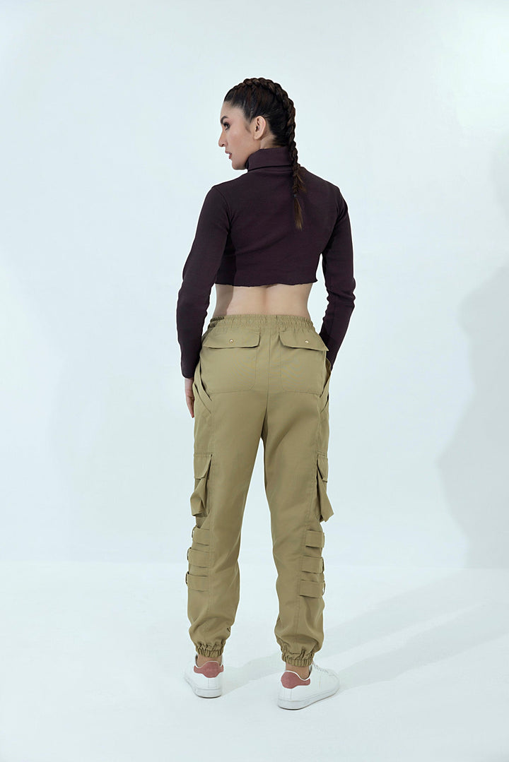 Women's khaki cargo pants.