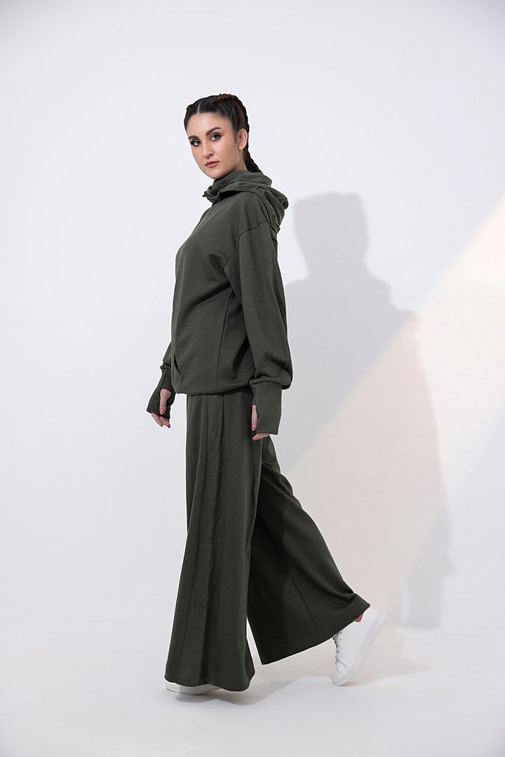 Women's dark green fleece with face mask tracksuit.