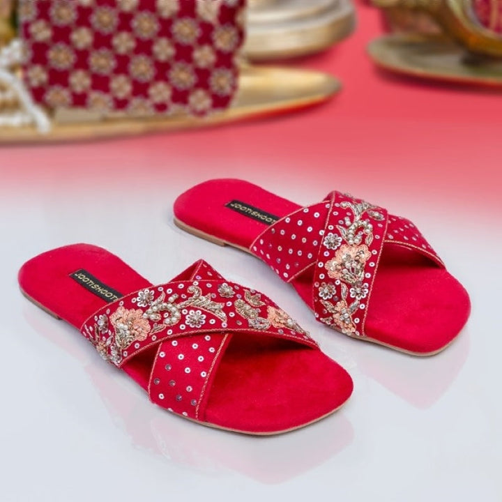 Akaya Slides (Red) Jooti Shooti