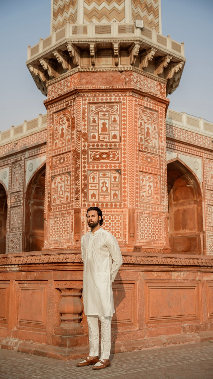 CK 736 White Chikankari Embroidery Kurta Edge Republic