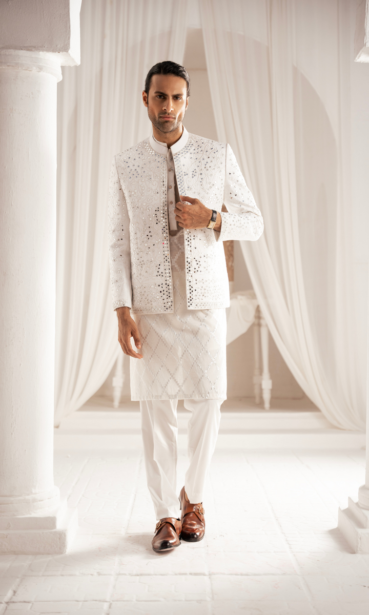 ER PC 3007 White Oud White Mirror kurta Edge Republic