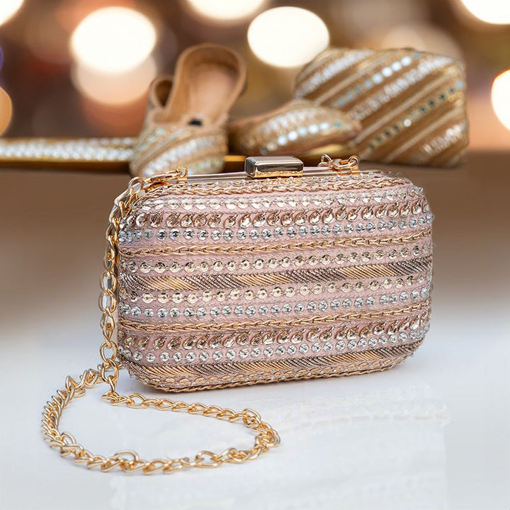 Nur Clutch Jooti Shooti