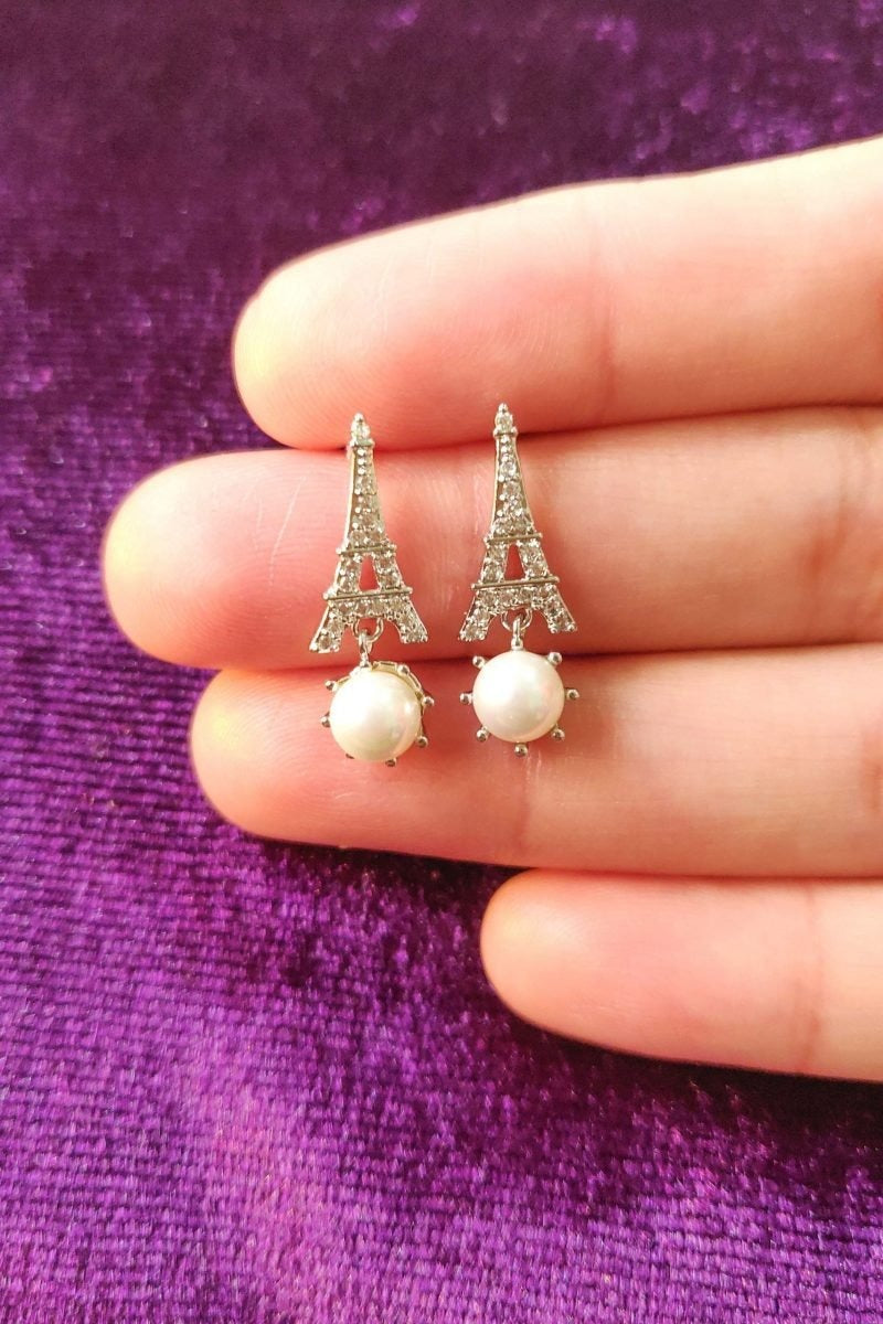 earring