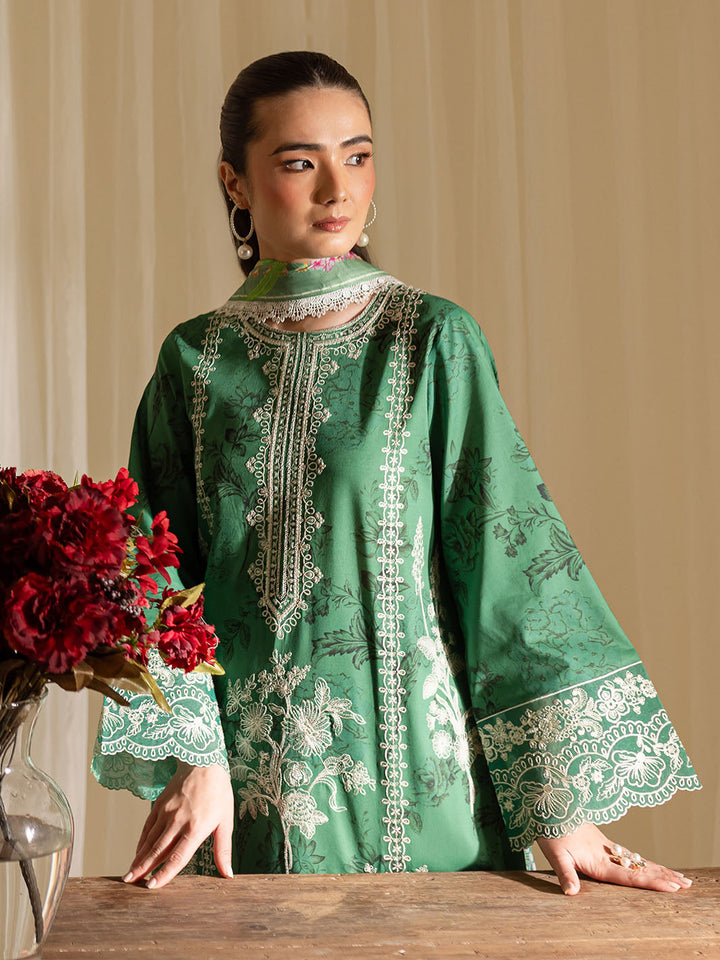 LP - 10 | 3 PC Lawn MAHNUR