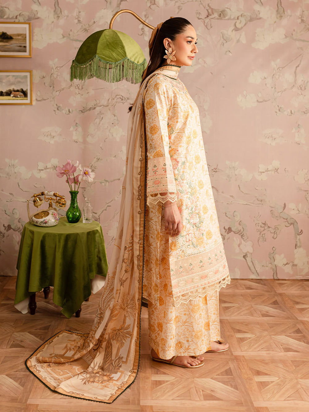 LP - 02 | 3 PC Lawn MAHNUR