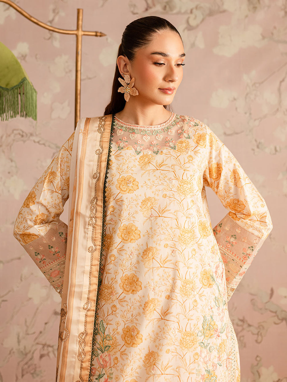 LP - 02 | 3 PC Lawn MAHNUR