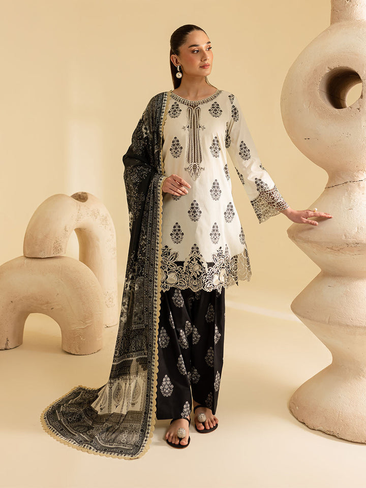 LP - 09 | 3 PC Lawn MAHNUR