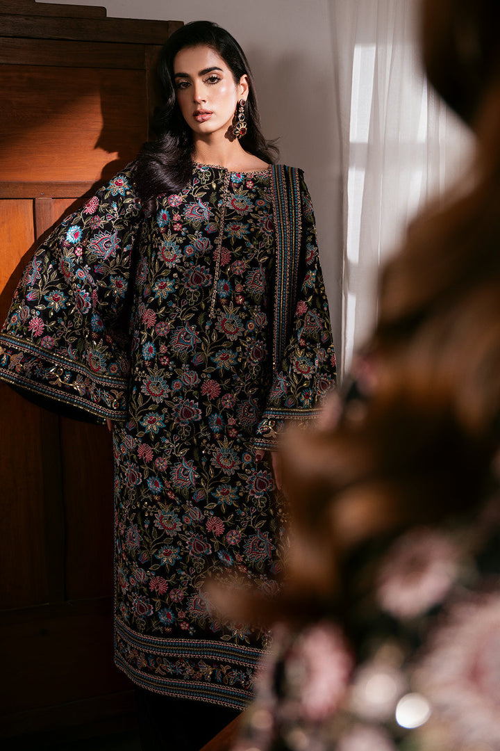 MIDNIGHT ELEGANCE Sheenora