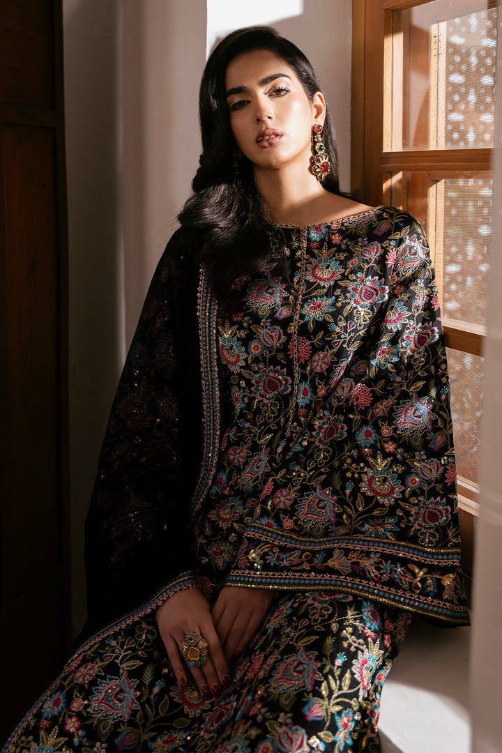 MIDNIGHT ELEGANCE Sheenora