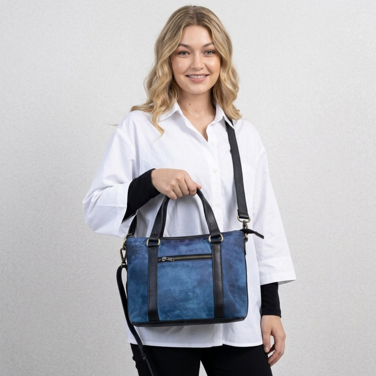 Blue Cow Hide Handbag – Timeless Style