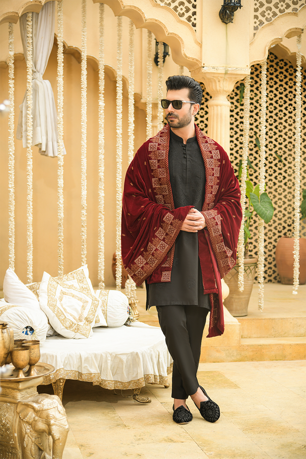 Shehnai Men Luxury Embroidered Velvet Shawl Royal-Maroon