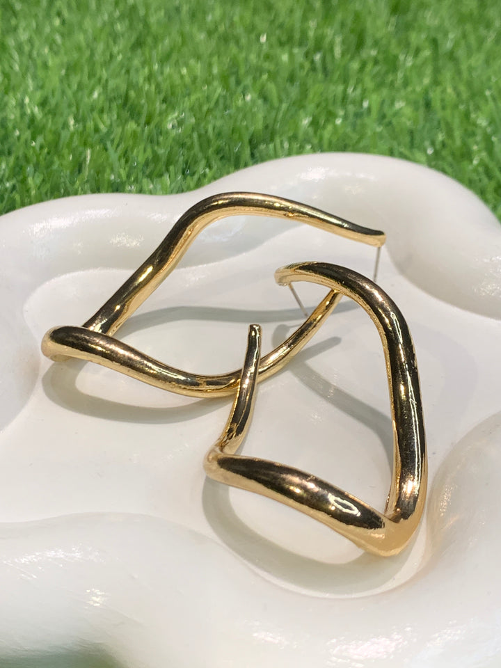 earring