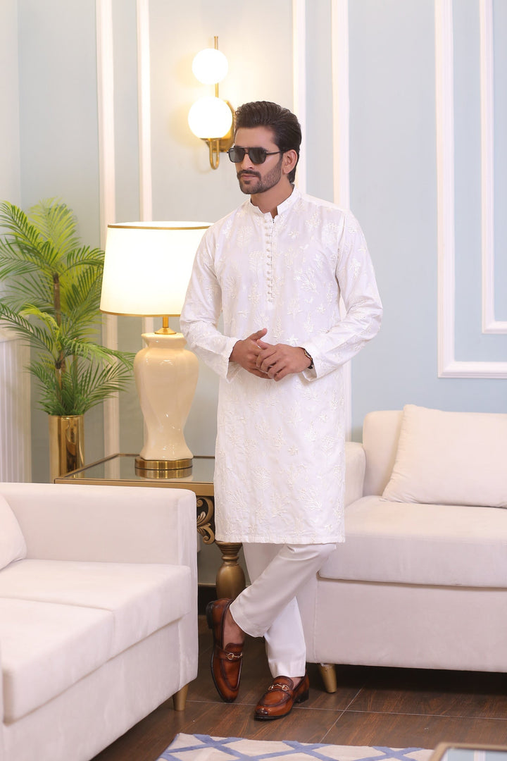 CK 716 White Kurta Pajama Edge Republic