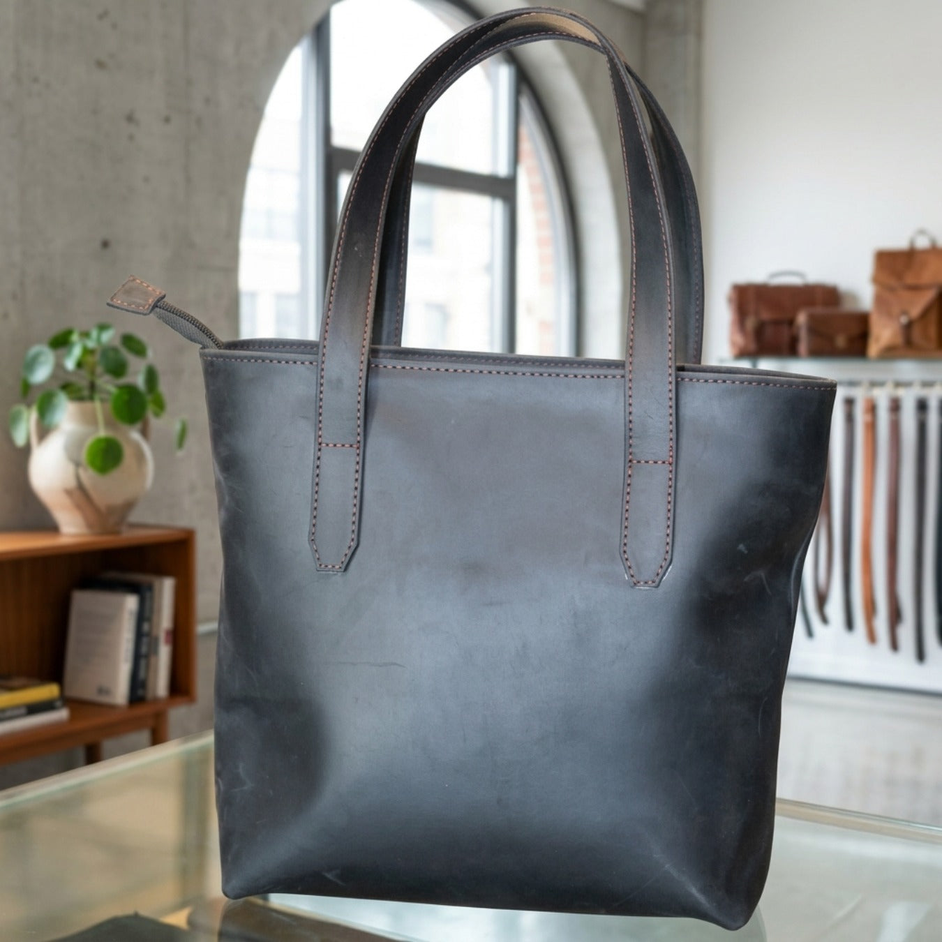 Ladies Tote Bag – Everyday Elegance