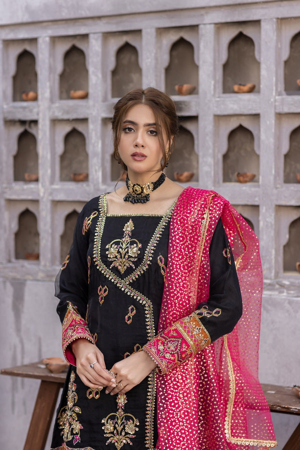 Mastani Namal by TR