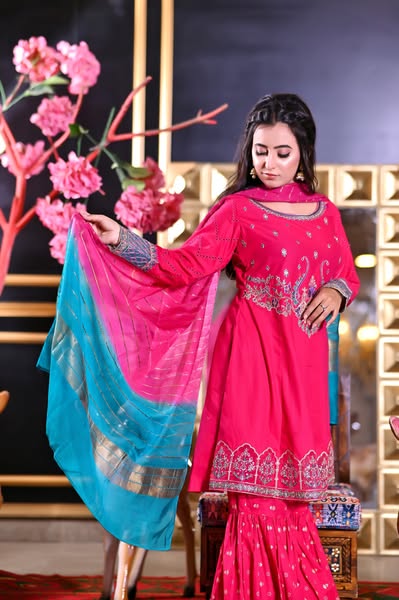 Nigah-e-Shokh Namal by TR