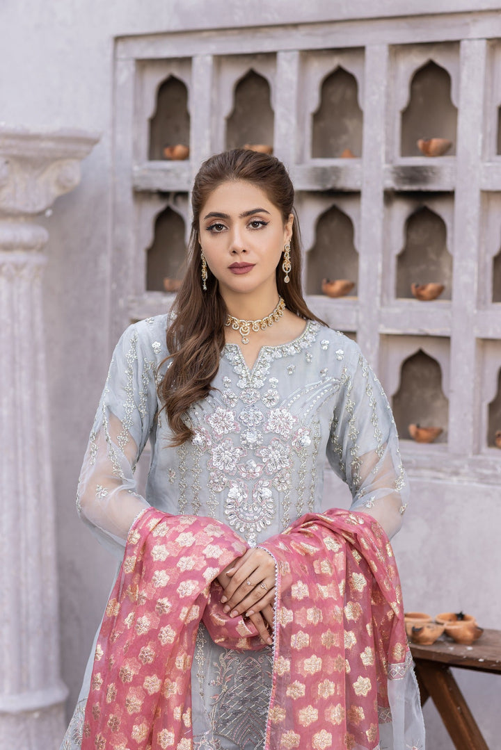 Nigar Namal by TR