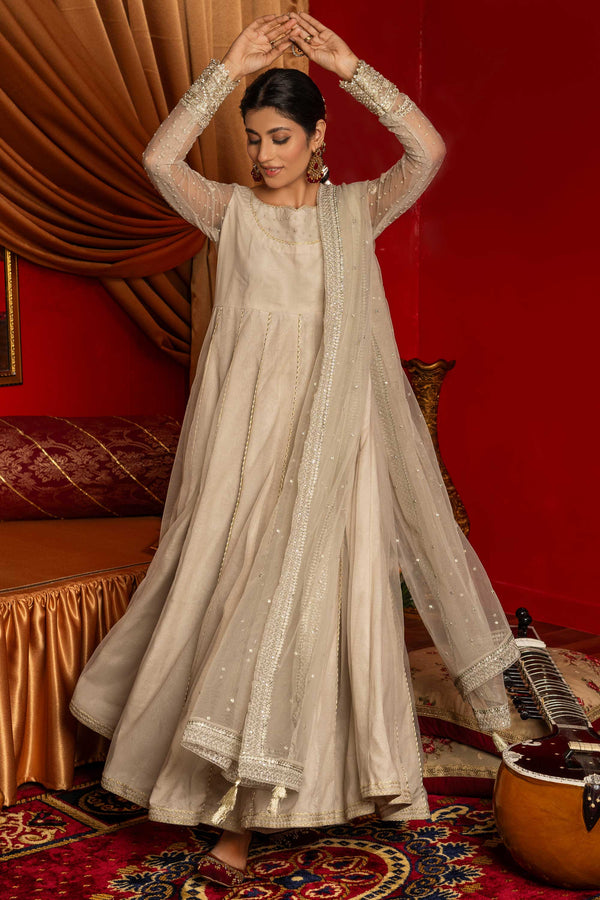 AY446 - Skin Greenish 3Pc