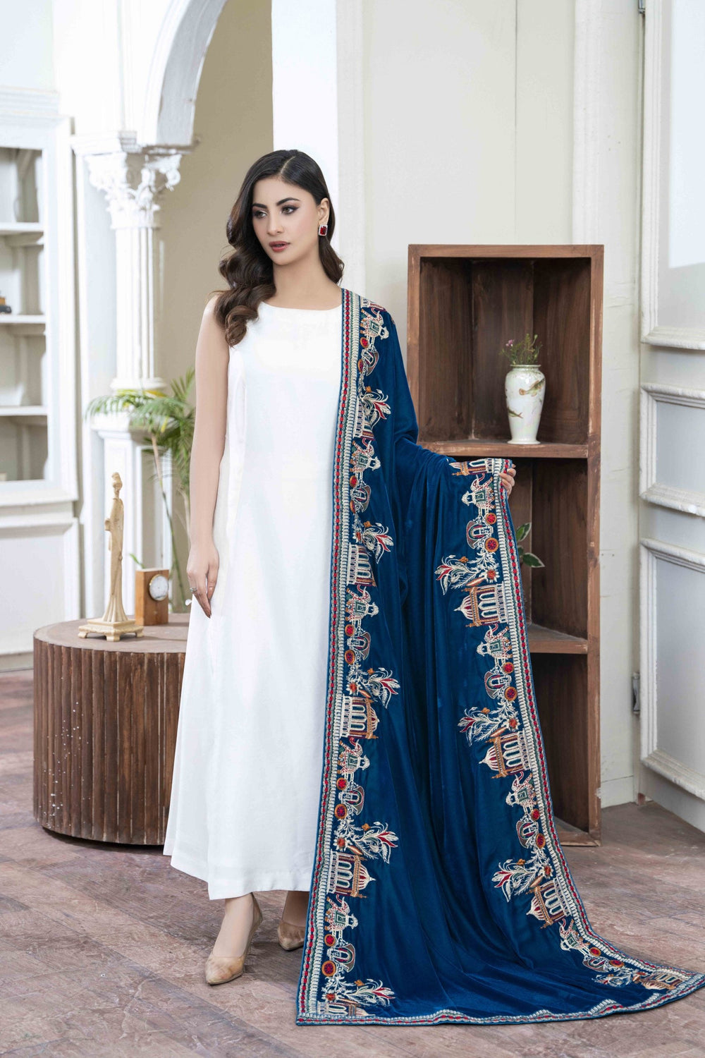 Zareen Shawl Hadia Batool